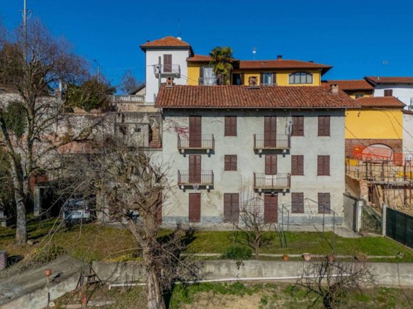 casa indipendente in vendita a Camerano Casasco