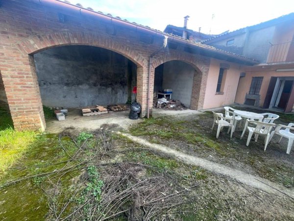 casa indipendente in vendita a Camerano Casasco