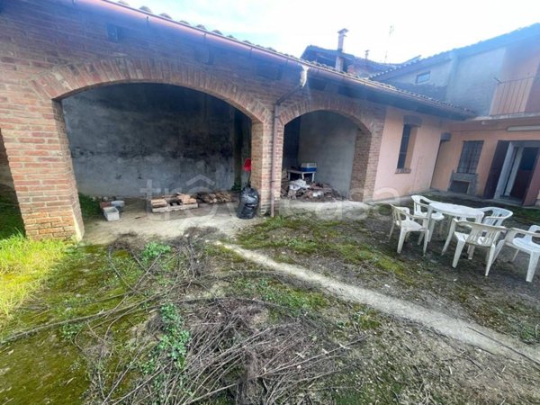 casa indipendente in vendita a Camerano Casasco