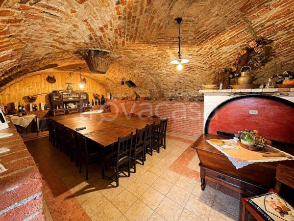 casa indipendente in vendita a Camerano Casasco
