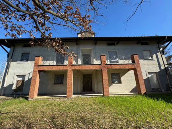 casa indipendente in vendita a Canelli