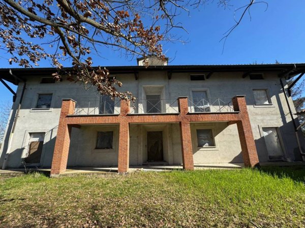 casa indipendente in vendita a Canelli