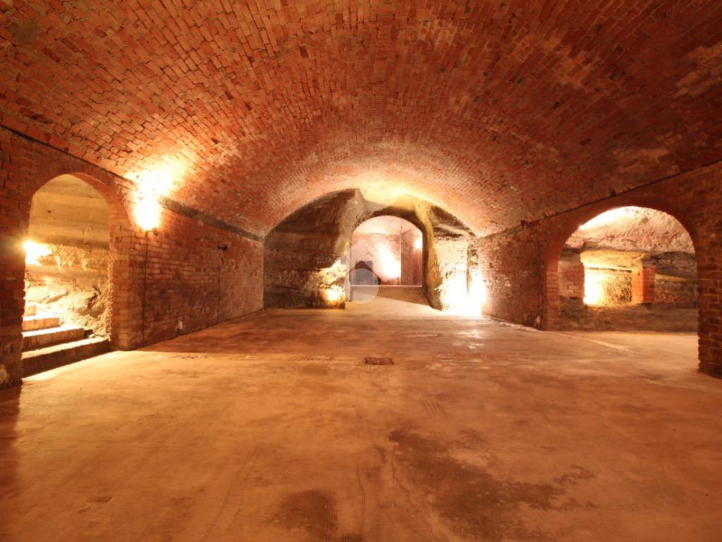 casa indipendente in vendita a Canelli