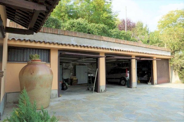 casale in vendita a Canelli