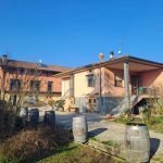 casa indipendente in vendita a Canelli