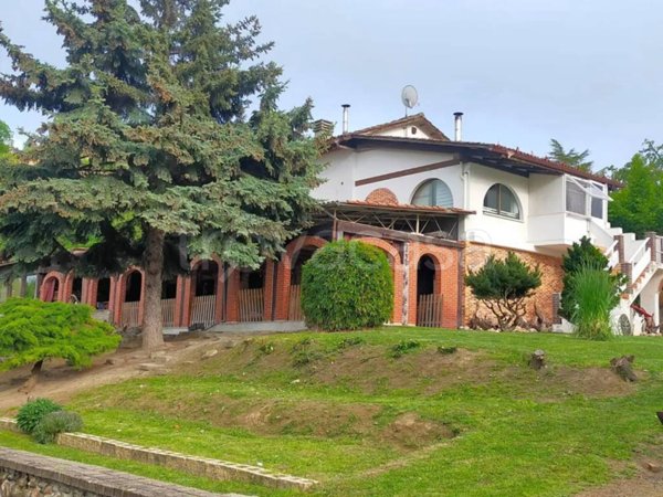 casa indipendente in vendita a Canelli
