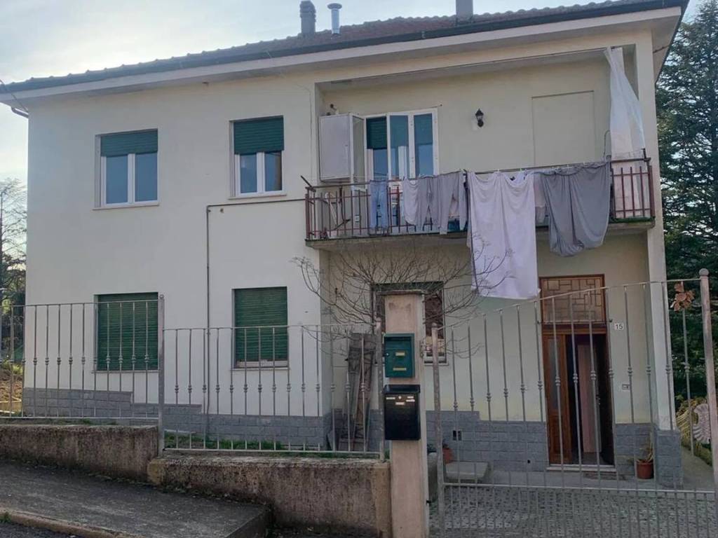 casa indipendente in vendita a Canelli