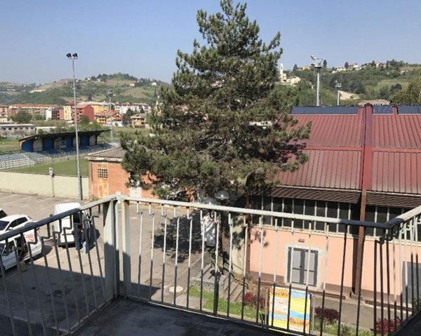 casa indipendente in vendita a Canelli