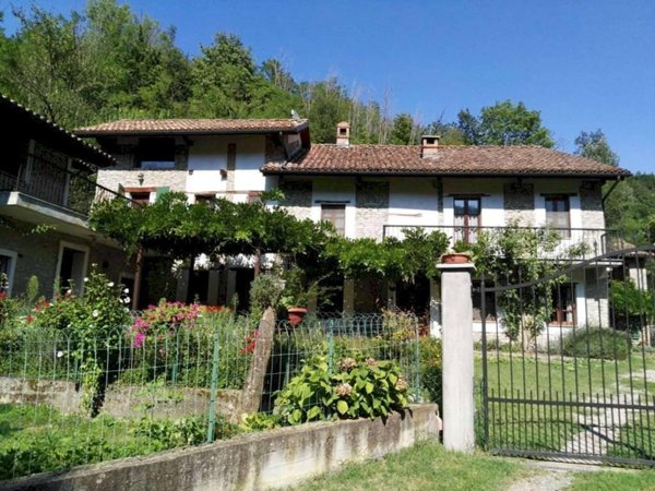 casale in vendita a Canelli