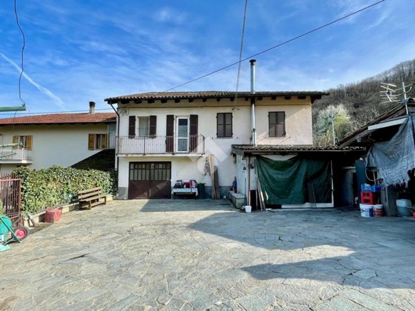 casa indipendente in vendita a Canelli