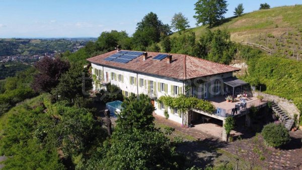 casa indipendente in vendita a Canelli