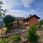 casa indipendente in vendita a Canelli