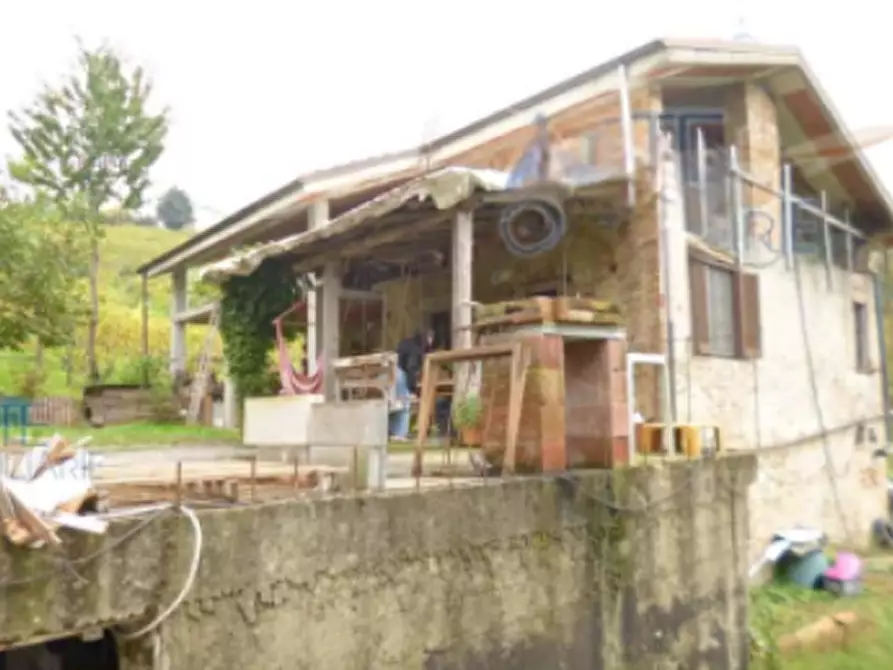 casa indipendente in vendita a Canelli