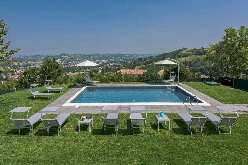 casa indipendente in vendita a Canelli