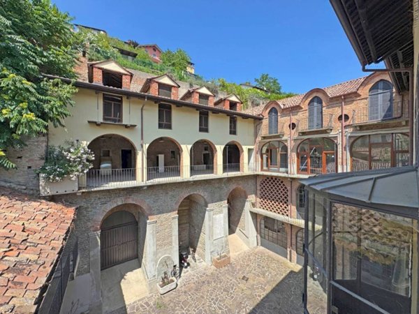 casa indipendente in vendita a Canelli