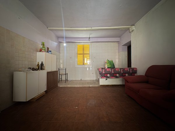 casa indipendente in vendita a Canelli