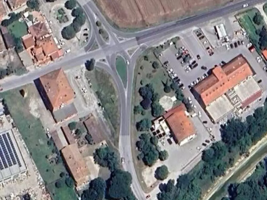 negozio in vendita a Canelli