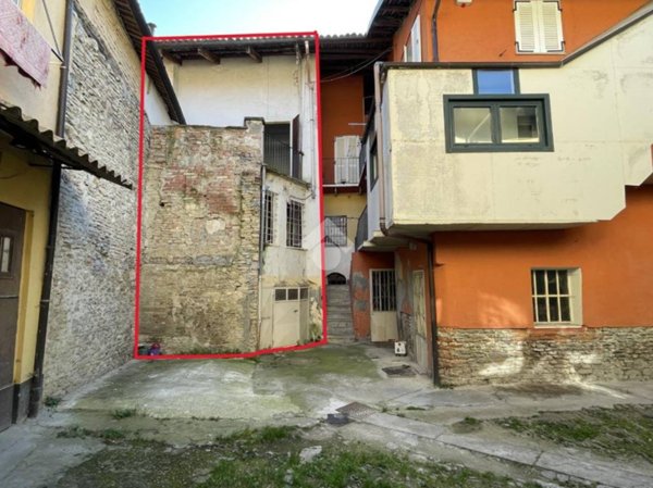 casa indipendente in vendita a Canelli