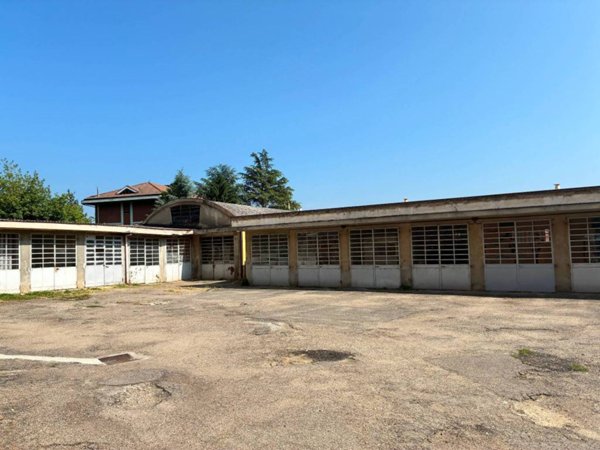 intera palazzina in vendita a Canelli