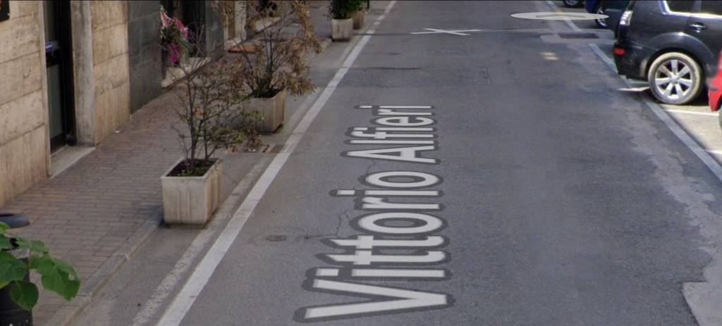 negozio in vendita a Canelli