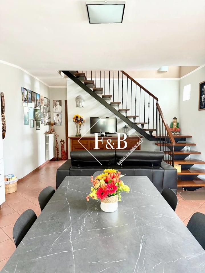 casa indipendente in vendita a Canelli