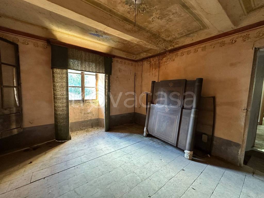 casale in vendita a Canelli