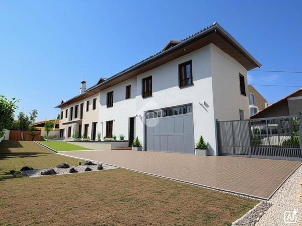 casa indipendente in vendita a Canelli