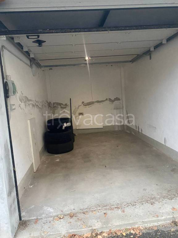 locale di sgombero in vendita a Canelli