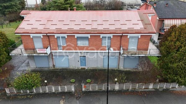 casa indipendente in vendita a Canelli