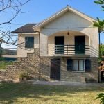 casa indipendente in vendita a Canelli