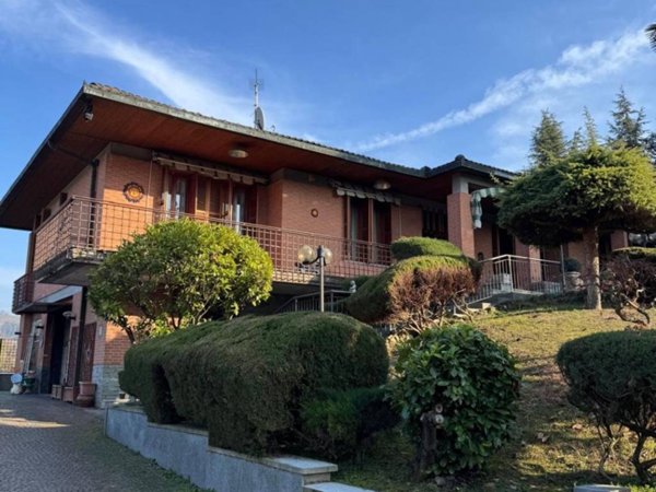 casa indipendente in vendita a Canelli