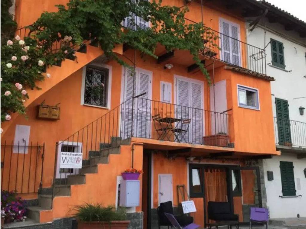 casa indipendente in vendita a Canelli