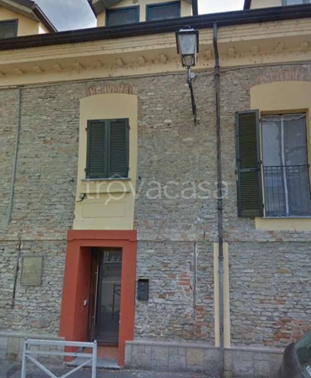 negozio in vendita a Canelli