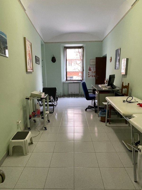 ufficio in vendita a Canelli