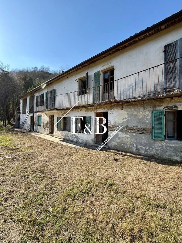 casale in vendita a Canelli