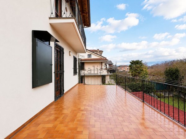 casa indipendente in vendita a Canelli