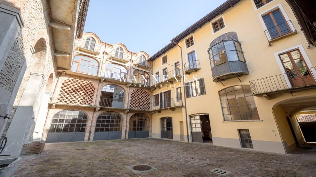 casa indipendente in vendita a Canelli