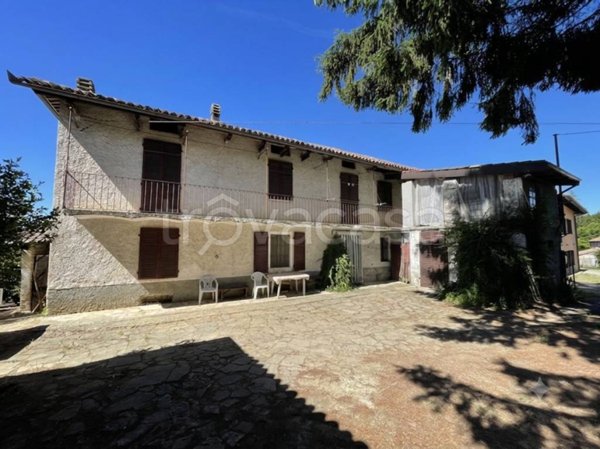 casale in vendita a Canelli