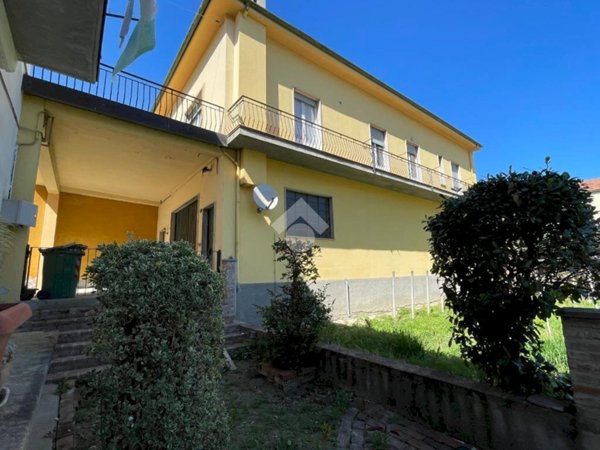 casa indipendente in vendita a Canelli