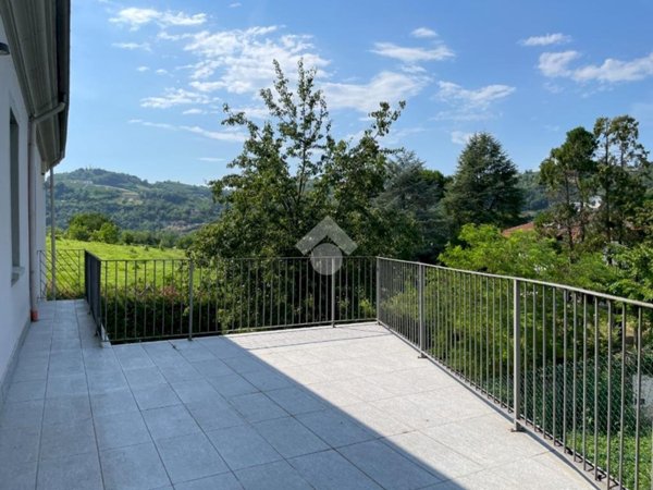 casa indipendente in vendita a Canelli