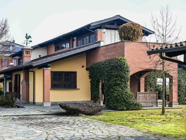 casa indipendente in vendita a Cantarana