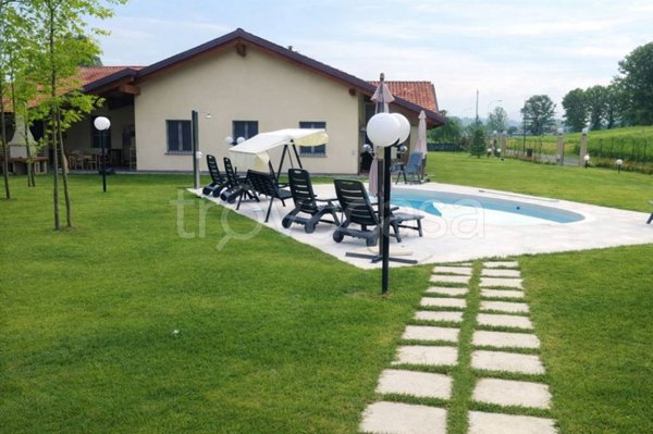 casa indipendente in vendita a Cantarana