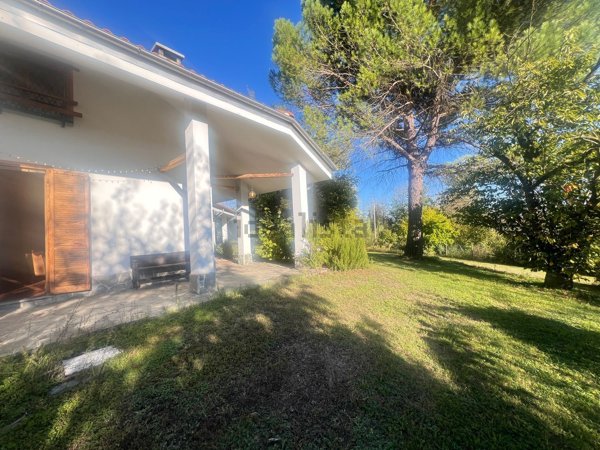 casa indipendente in vendita a Cantarana