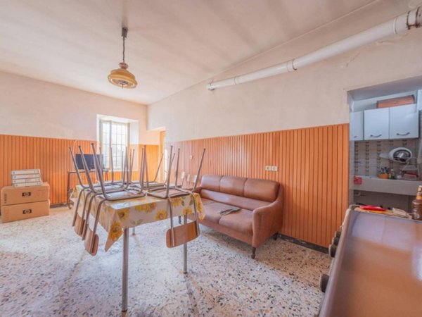 casa indipendente in vendita a Capriglio