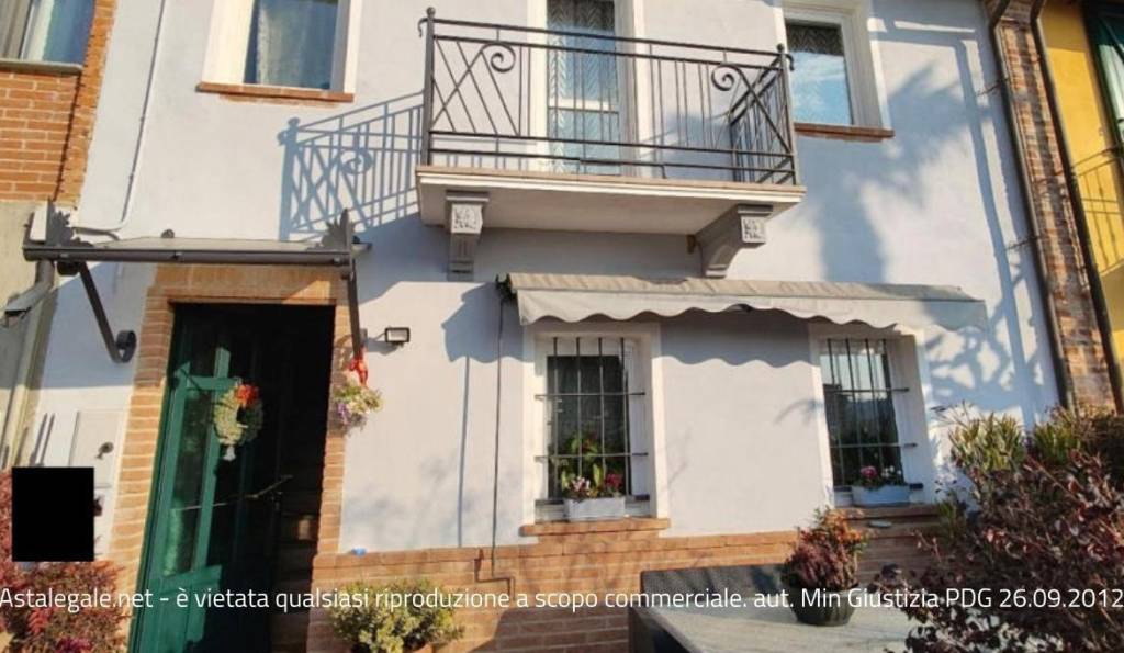 casa indipendente in vendita a Capriglio in zona Serra