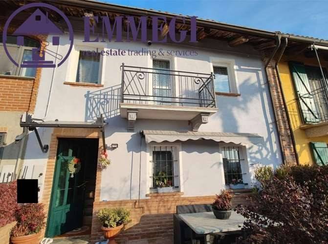 casa indipendente in vendita a Capriglio in zona Cecca