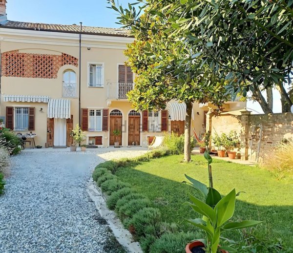 casale in vendita a Casorzo Monferrato