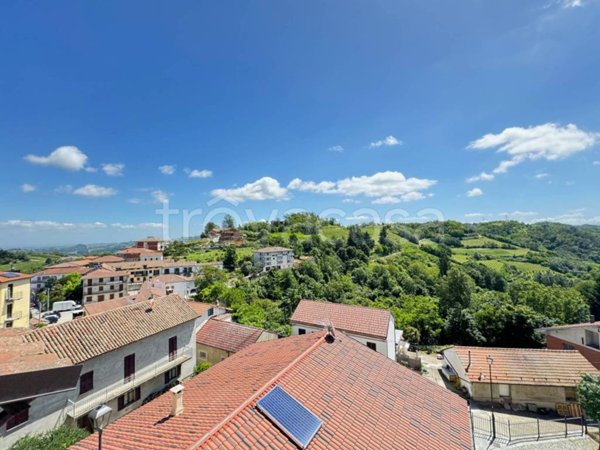 casa indipendente in vendita a Cassinasco