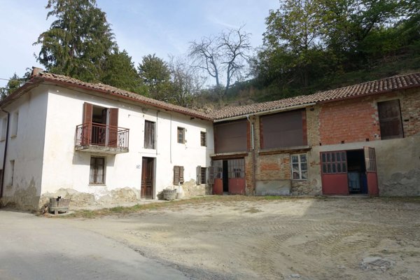 casa indipendente in vendita a Cassinasco