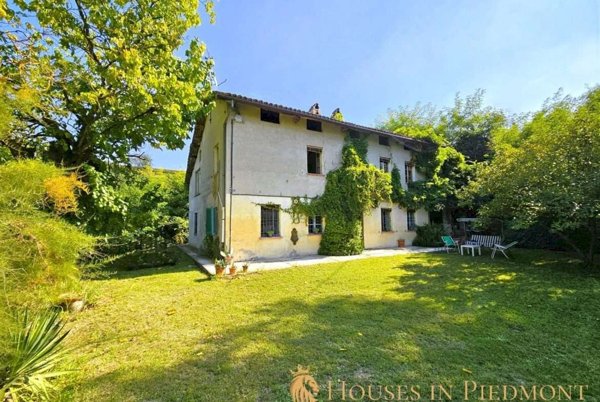 casa indipendente in vendita a Cassinasco